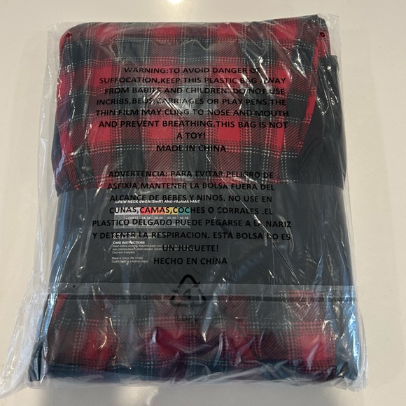 Cuddl Duds Plaid Black Red Pajama Set Size XL - Picture 3 of 4